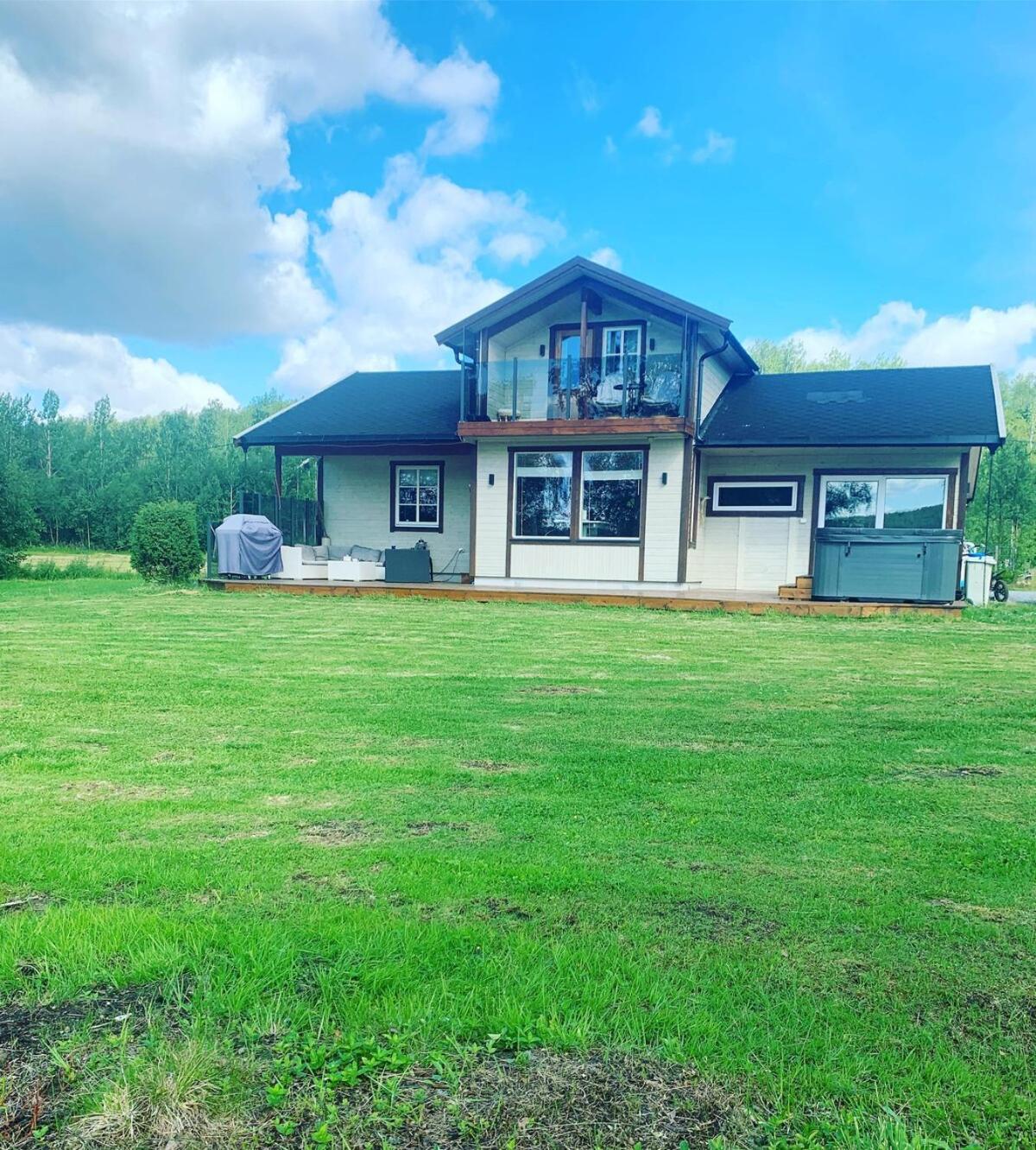 Cottage With Good Standard Next To Neiden River Esterno foto